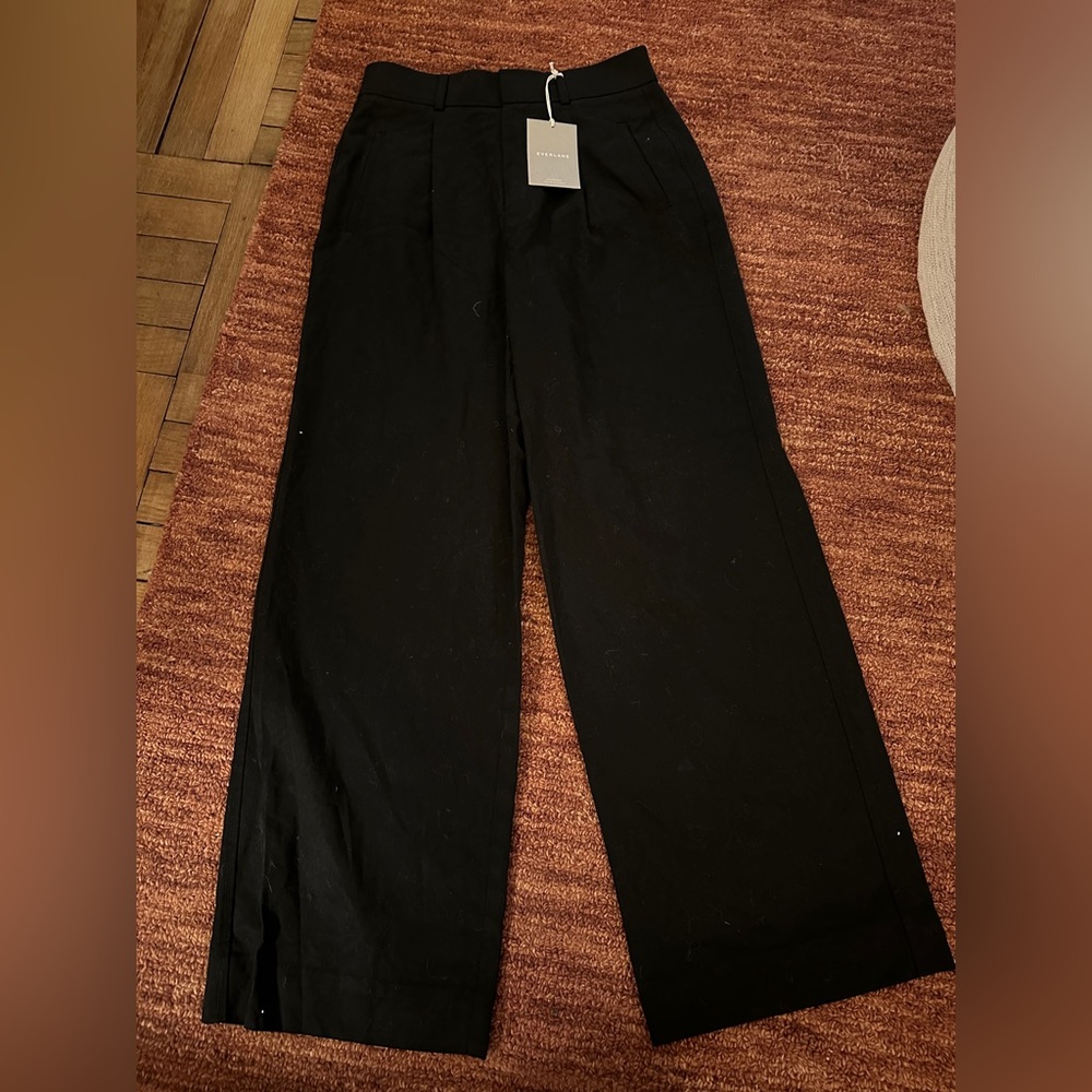 NWT Everlane Black Pleated Trouser Pants in Size 2 Short